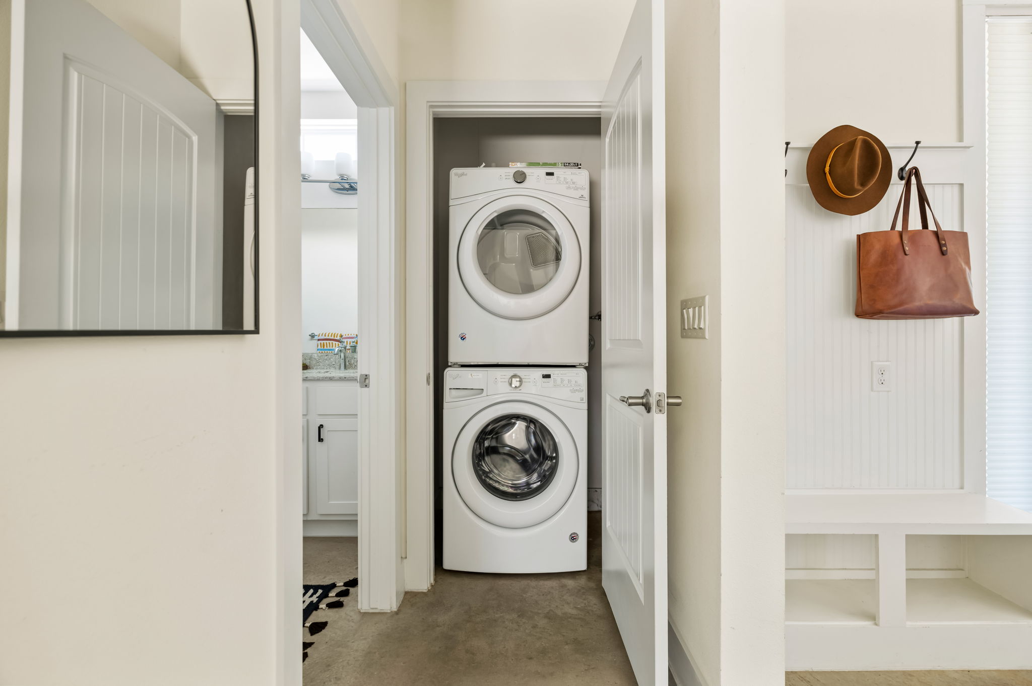 1176 Lott Avenue Austin, TX 78721 - Photo 19 of 26 Gallery Image 19