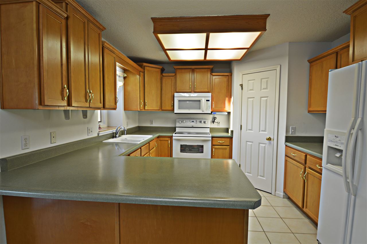10821 Summer Chase Road Fort Wayne, IN 46818 - Photo 14 of 36