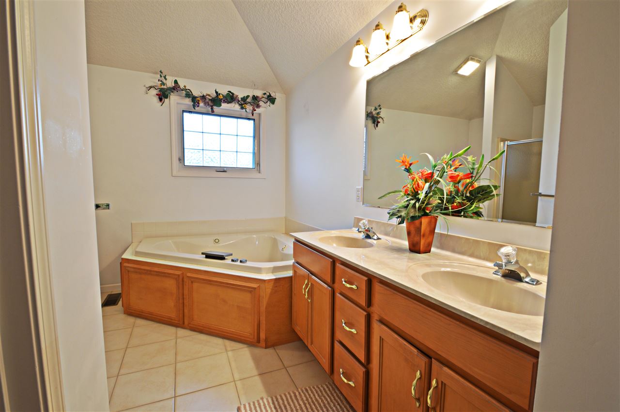 10821 Summer Chase Road Fort Wayne, IN 46818 - Photo 21 of 36