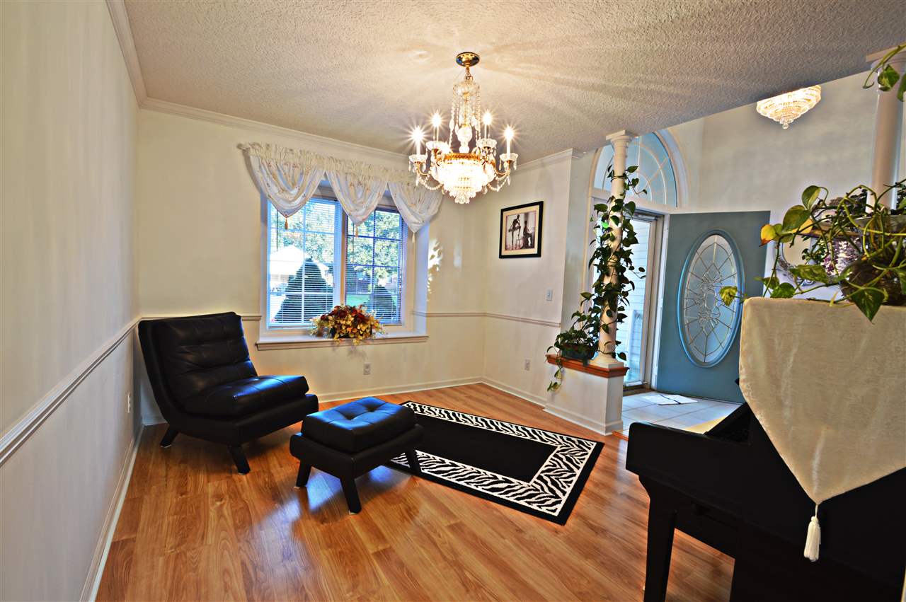 10821 Summer Chase Road Fort Wayne, IN 46818 - Photo 4 of 36