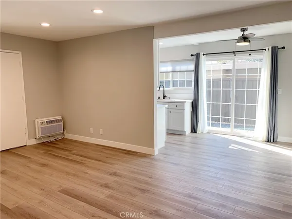 $2,500 | 55 Streamwood, Irvine, CA 92620