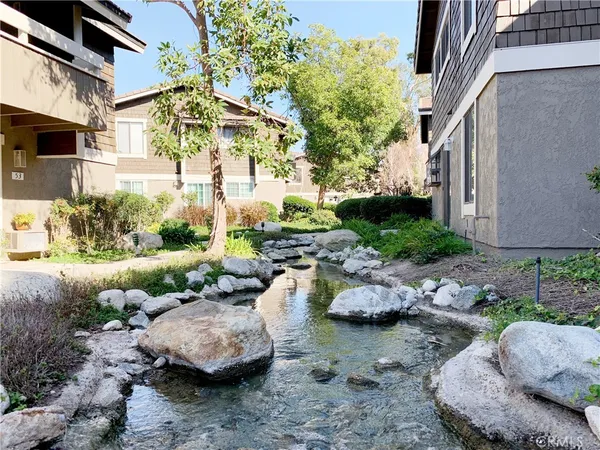 $2,500 | 55 Streamwood, Irvine, CA 92620