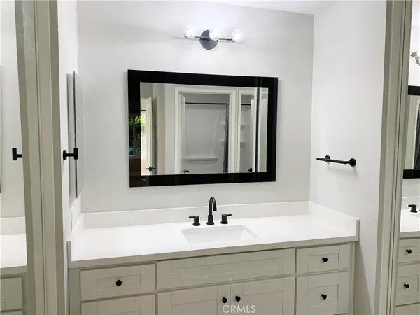 $2,500 | 55 Streamwood, Irvine, CA 92620