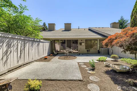 $1,199,950 | 14208 Northeast 2nd Place, Bellevue, WA 98007