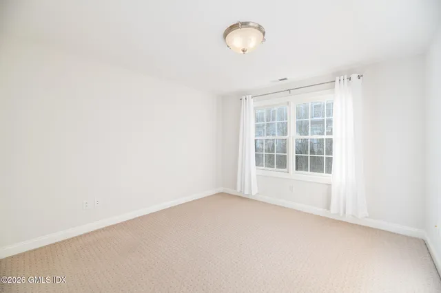 $10,000 | 59 Le Grande Avenue, Unit 7, Greenwich, CT 06830