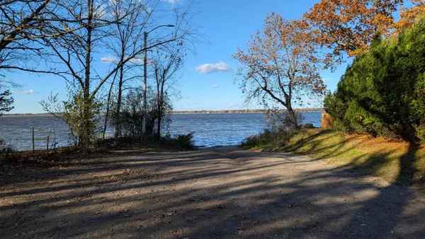 $25,000 | L17 Oak, Markesan, WI 53946