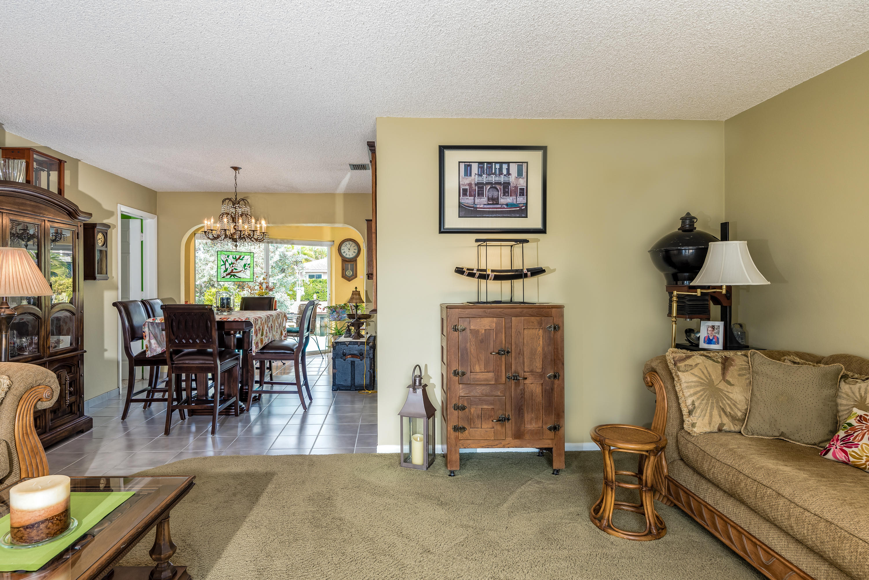 727 Enfield Street Boca Raton, FL 33487 - Photo 7 of 24 010_Welcome Inside