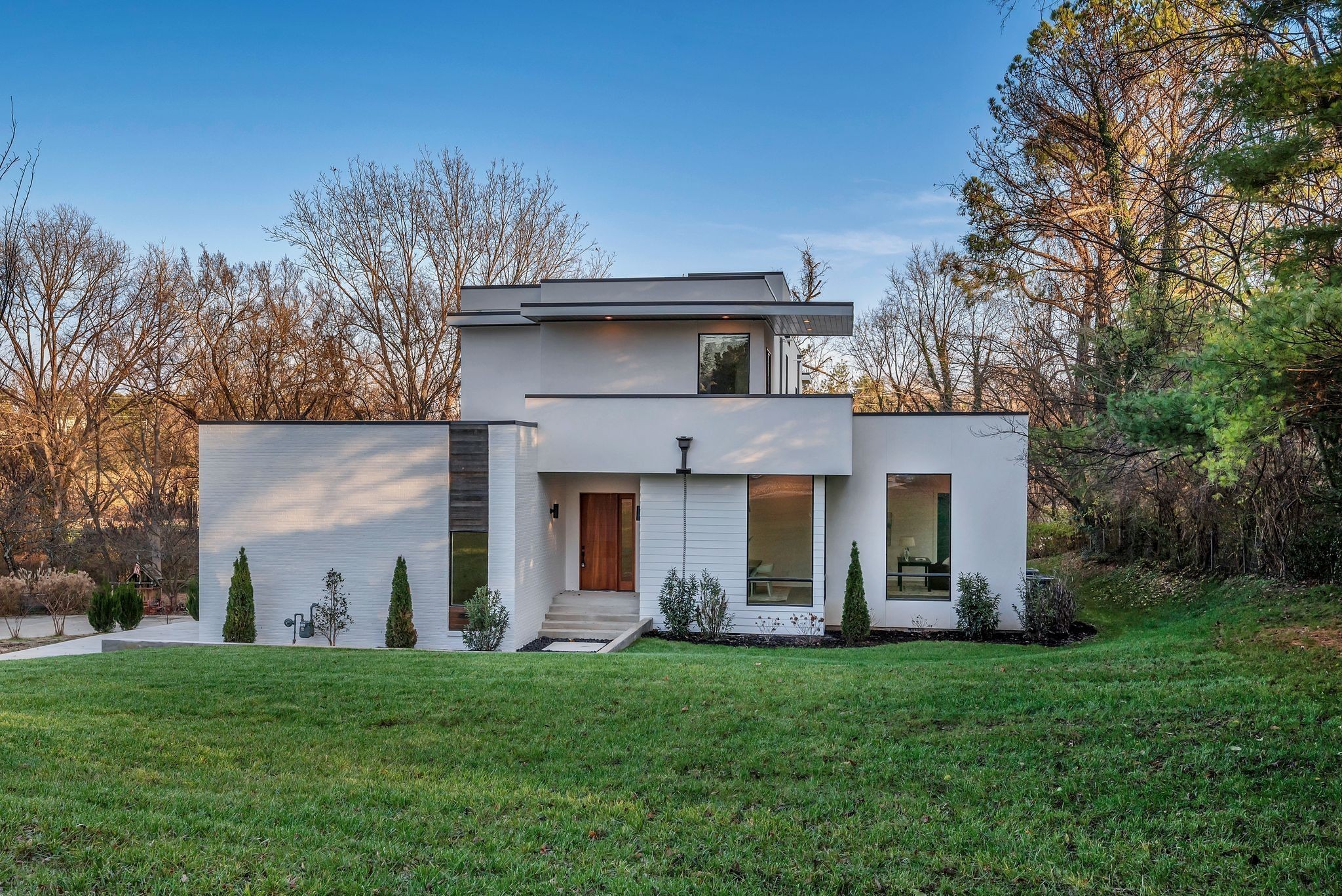 3556 Pleasant Valley Road Nashville, TN 37204 - Photo 3 of 83 a view of a house with backyard and garden