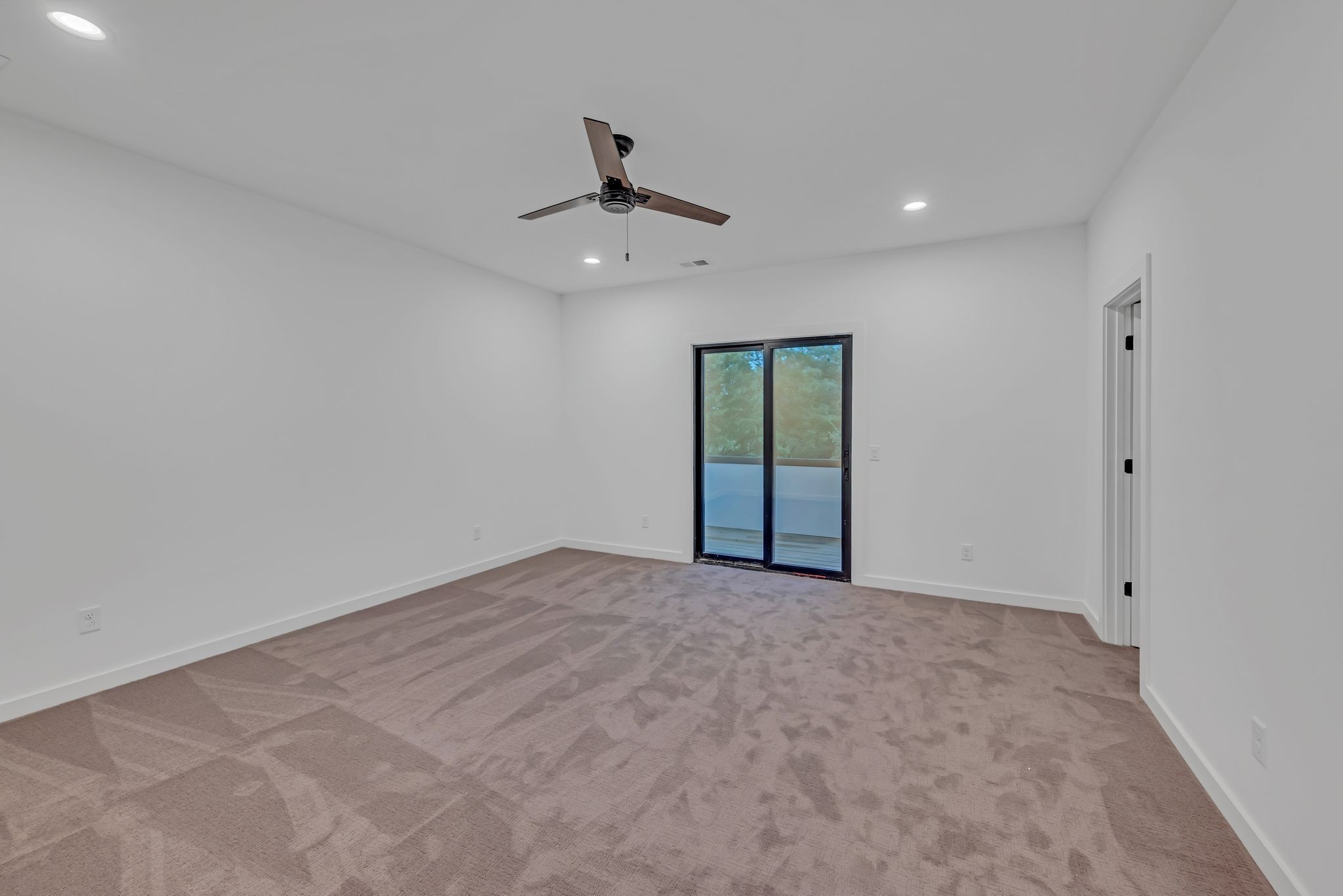 3556 Pleasant Valley Road Nashville, TN 37204 - Photo 59 of 83 a view of an empty room with a window