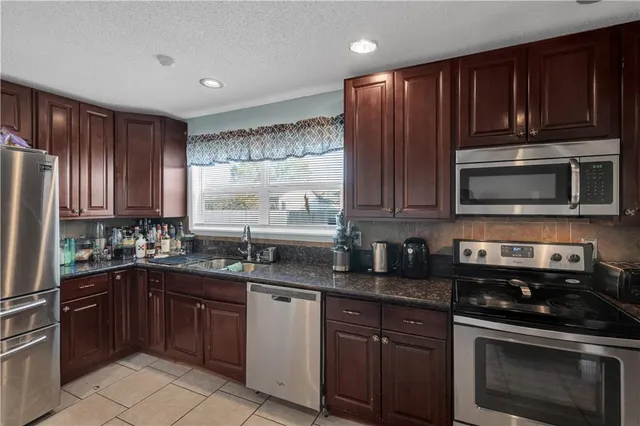 $235,000 | 3177 Primwood Drive, Harvey, LA 70058