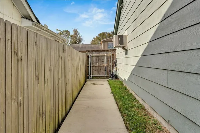 $235,000 | 3177 Primwood Drive, Harvey, LA 70058