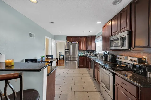 $235,000 | 3177 Primwood Drive, Harvey, LA 70058