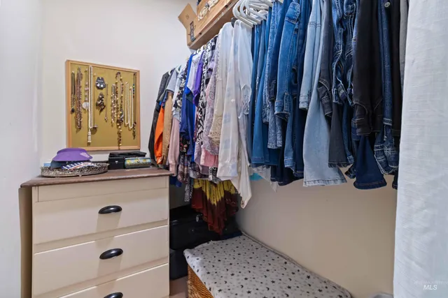 $1,295,000 | 5805 Denver Road, Unit 2, New Plymouth, ID 83655