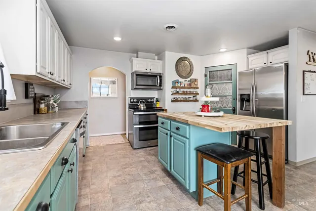 $1,295,000 | 5805 Denver Road, Unit 2, New Plymouth, ID 83655