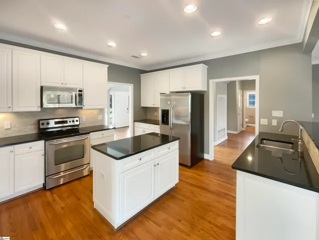 $408,000 | 504 Witherspoon Court, Boiling Springs, SC 29316