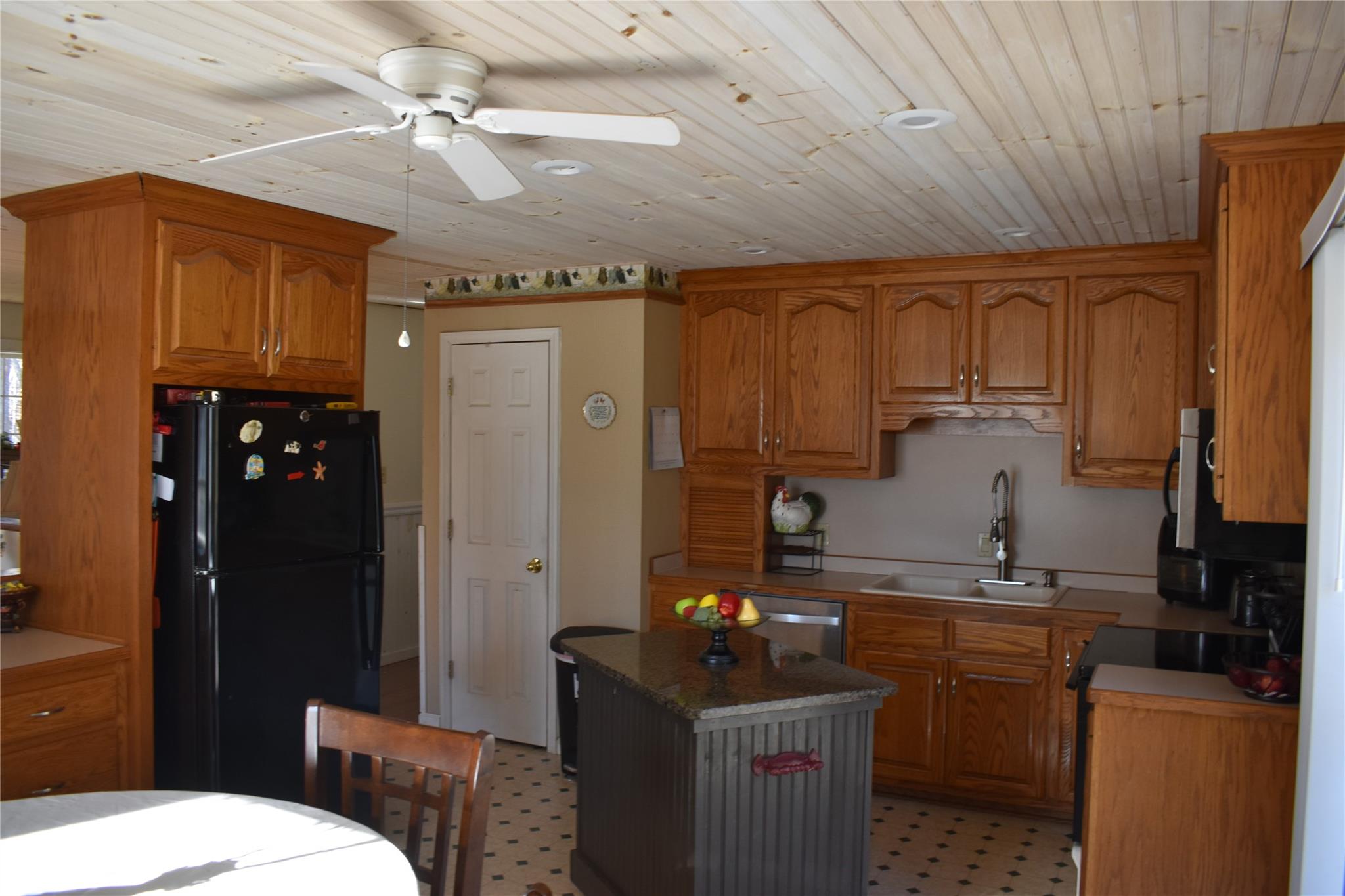 265 Poteat Road Marion, NC 28752 - Photo 8 of 46 Gallery Image 8