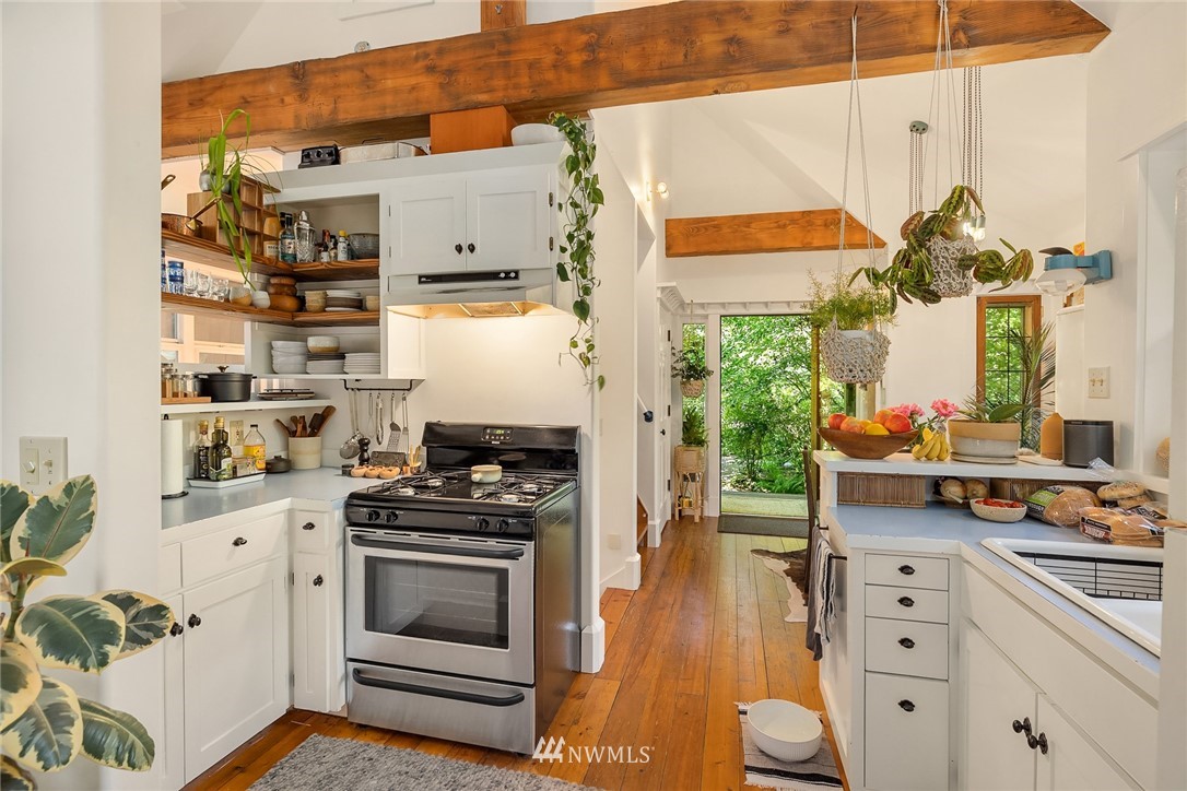 11711 Two Creeks Road Northeast Bainbridge Island, WA 98110 - Photo 23 of 39 Gallery Image 23