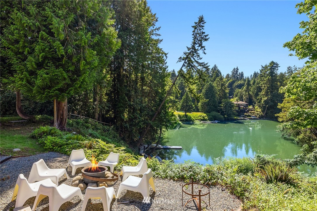 11711 Two Creeks Road Northeast Bainbridge Island, WA 98110 - Photo 34 of 39 Gallery Image 34