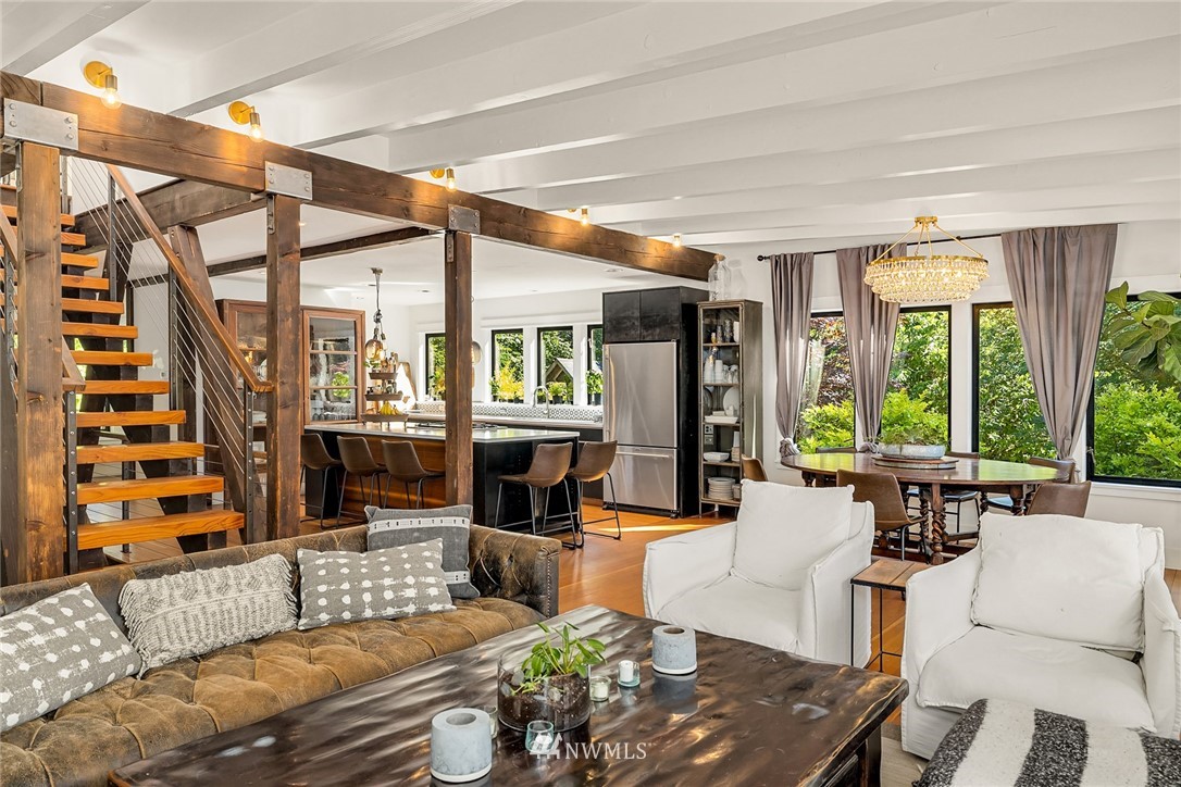 11711 Two Creeks Road Northeast Bainbridge Island, WA 98110 - Photo 9 of 39 Gallery Image 9