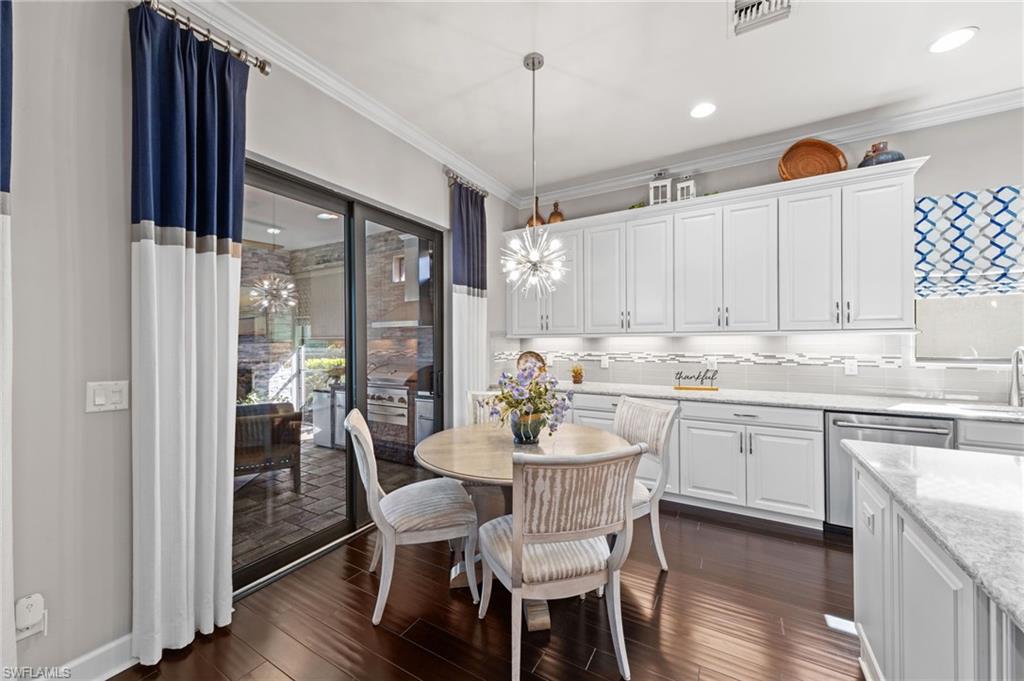 9404 Montelanico Loop Naples, FL 34119 - Photo 15 of 49