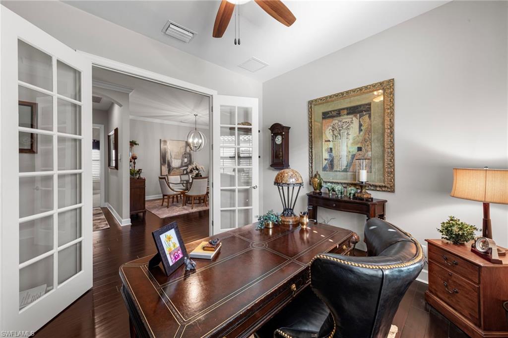 9404 Montelanico Loop Naples, FL 34119 - Photo 17 of 49