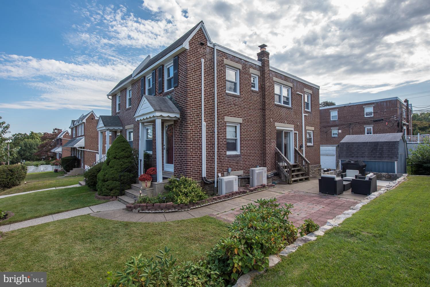 571 Pedley Road Philadelphia, PA 19128 - Photo 3 of 53 Gallery Image 3