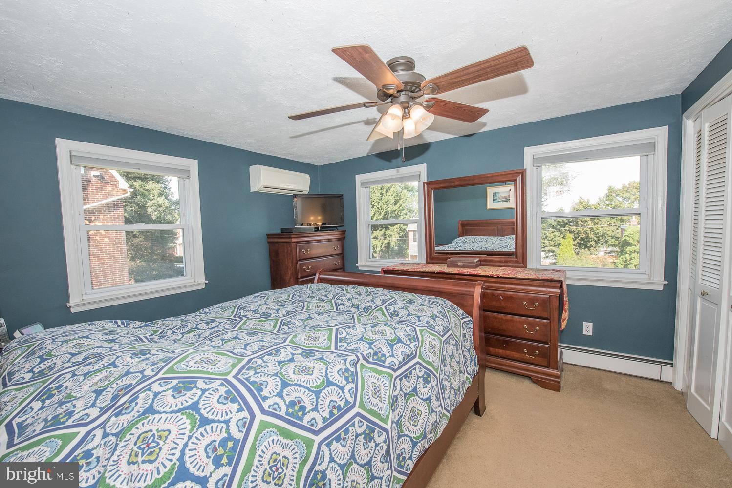 571 Pedley Road Philadelphia, PA 19128 - Photo 22 of 53 Gallery Image 22