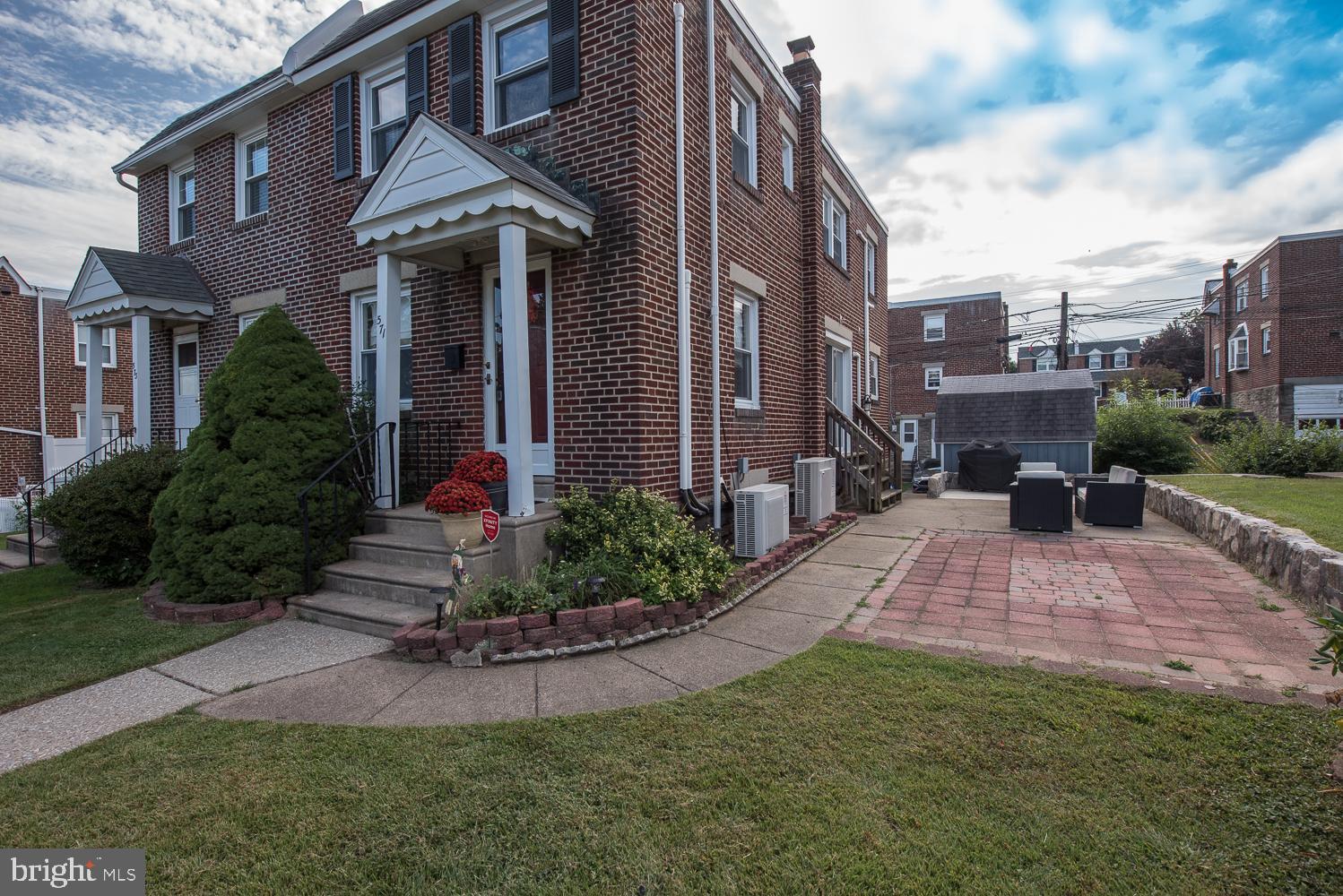 571 Pedley Road Philadelphia, PA 19128 - Photo 5 of 53 Gallery Image 5
