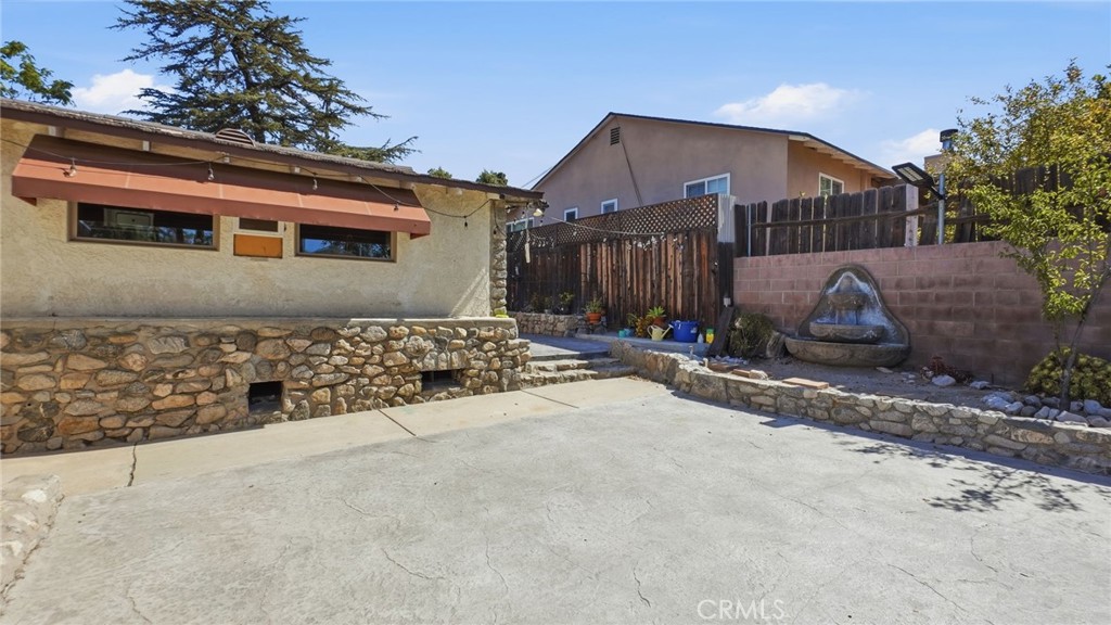 7276 Summitrose Street Tujunga, CA 91042 - Photo 39 of 61 Gallery Image 39