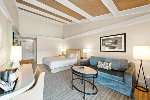 $147,500 | 269 Fontana Boulevard, Unit 2668, Fontana, WI 53125