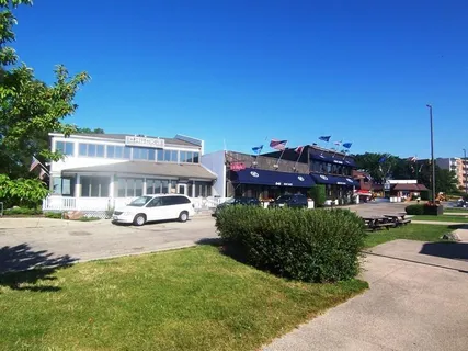 $147,500 | 269 Fontana Boulevard, Unit 2668, Fontana, WI 53125