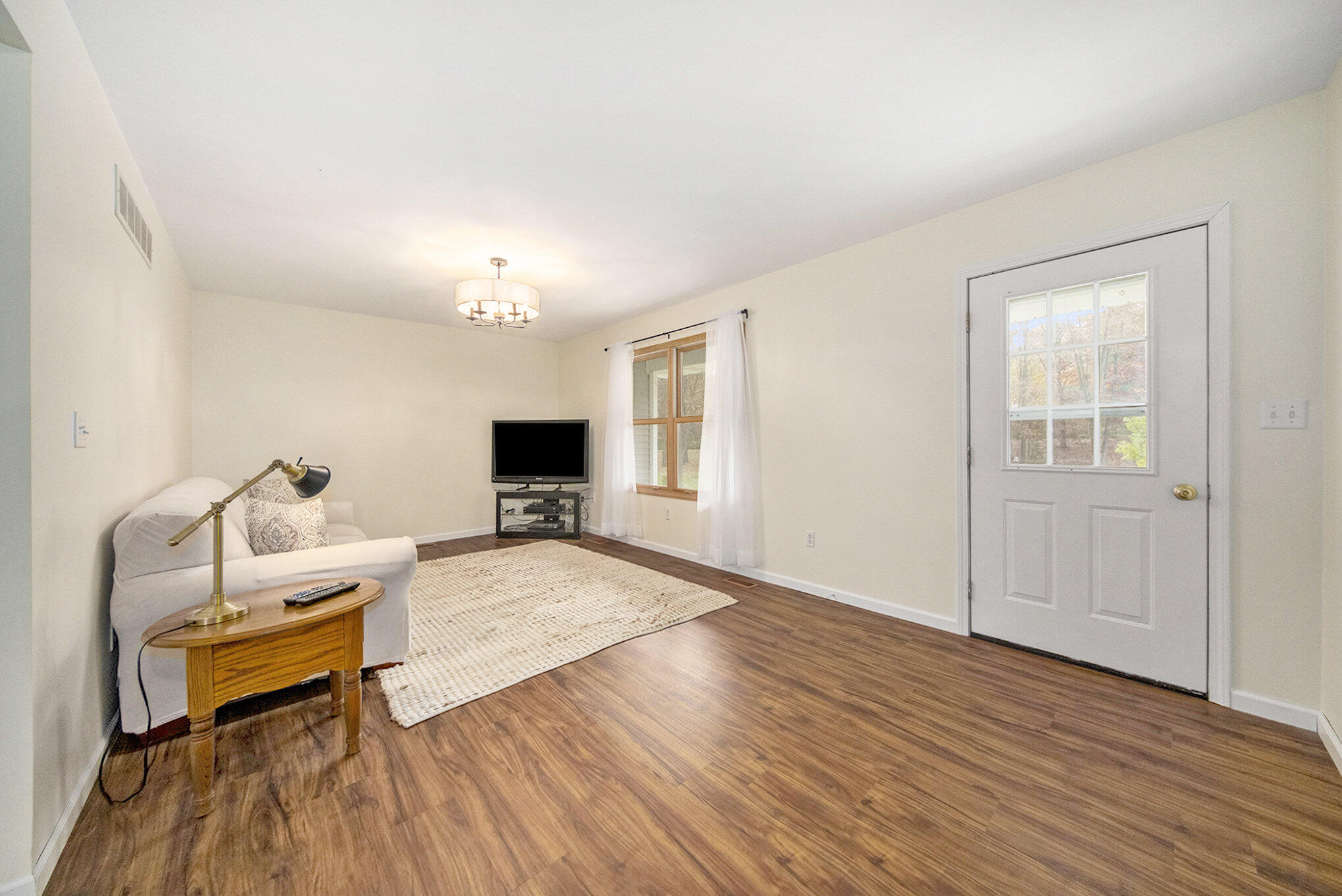 13346 Lippert Road Concord, MI 49237 - Photo 7 of 42 006_sbp_-1