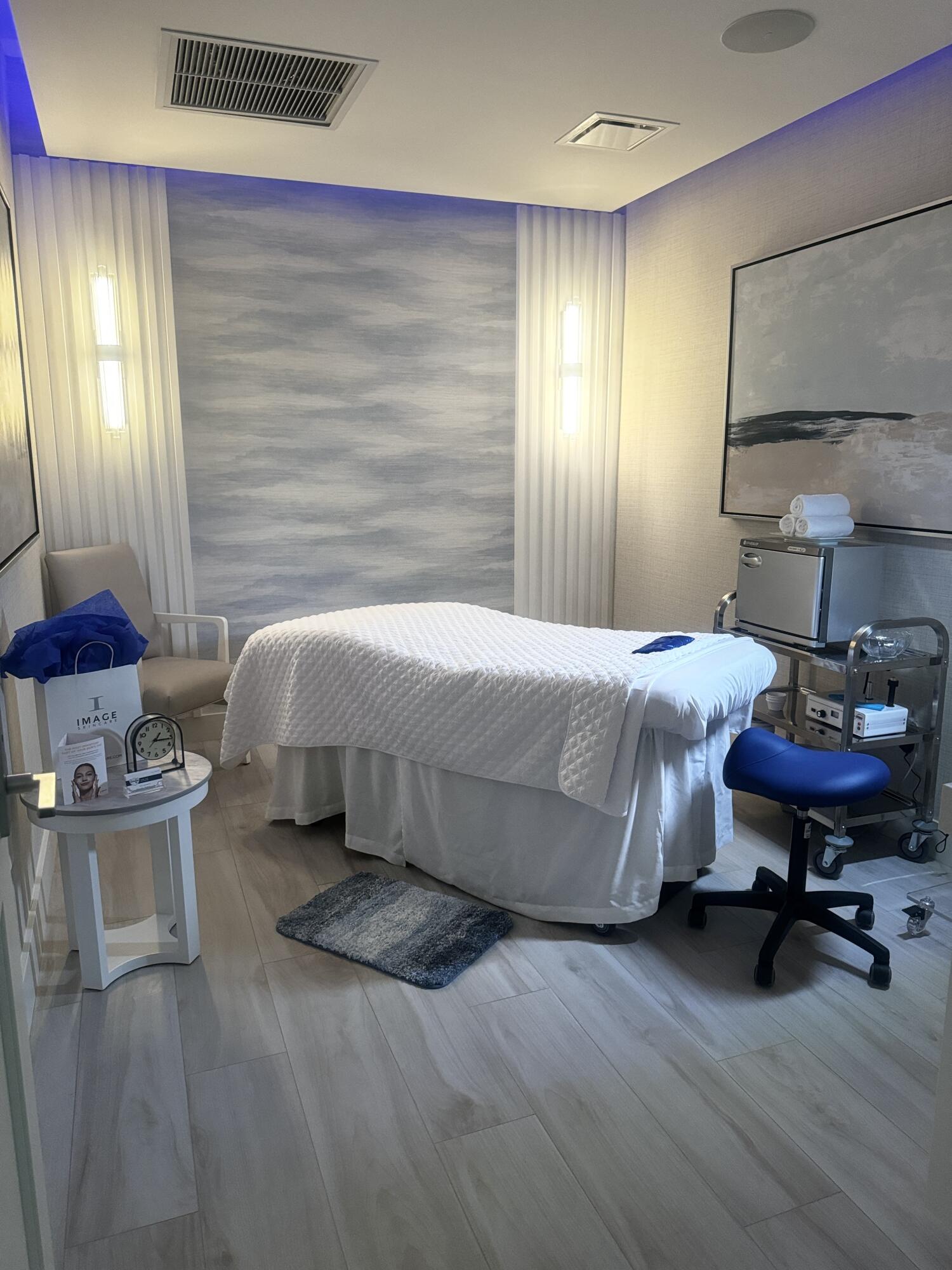 4872 Bocaire Boulevard Boca Raton, FL 33487 - Photo 48 of 48 Massage-Spa Room