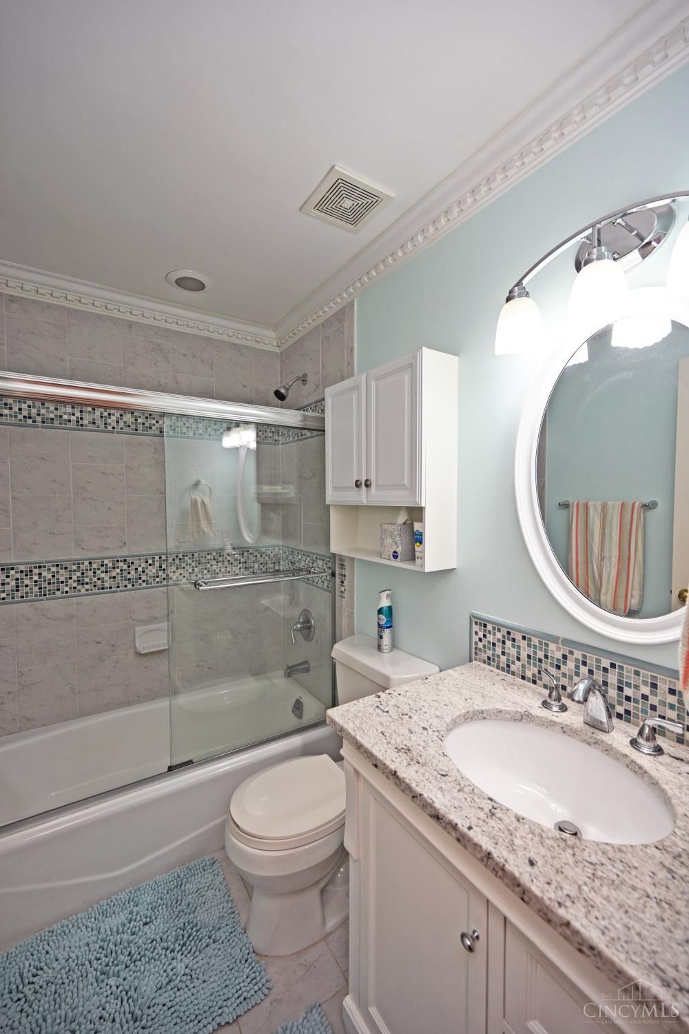 8847 Montgomery Road Cincinnati, OH 45236 - Photo 38 of 61 Gallery Image 38
