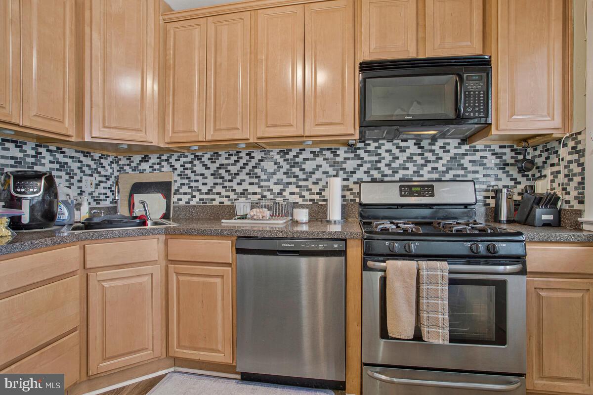 46 Wiltshire Road Baltimore, MD 21221 - Photo 12 of 34 Gallery Image 12