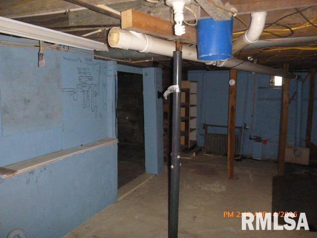 473 West Vine Street Canton, IL 61520 - Photo 16 of 29