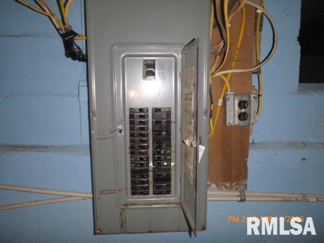 473 West Vine Street Canton, IL 61520 - Photo 17 of 29