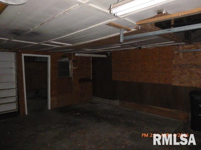 473 West Vine Street Canton, IL 61520 - Photo 22 of 29