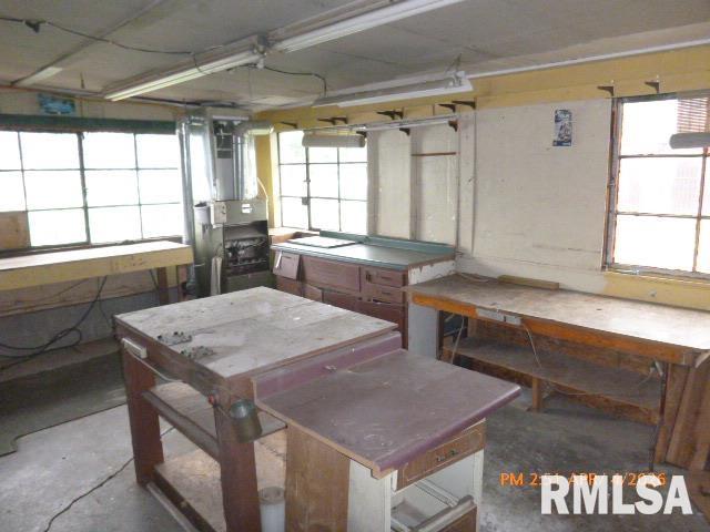 473 West Vine Street Canton, IL 61520 - Photo 24 of 29