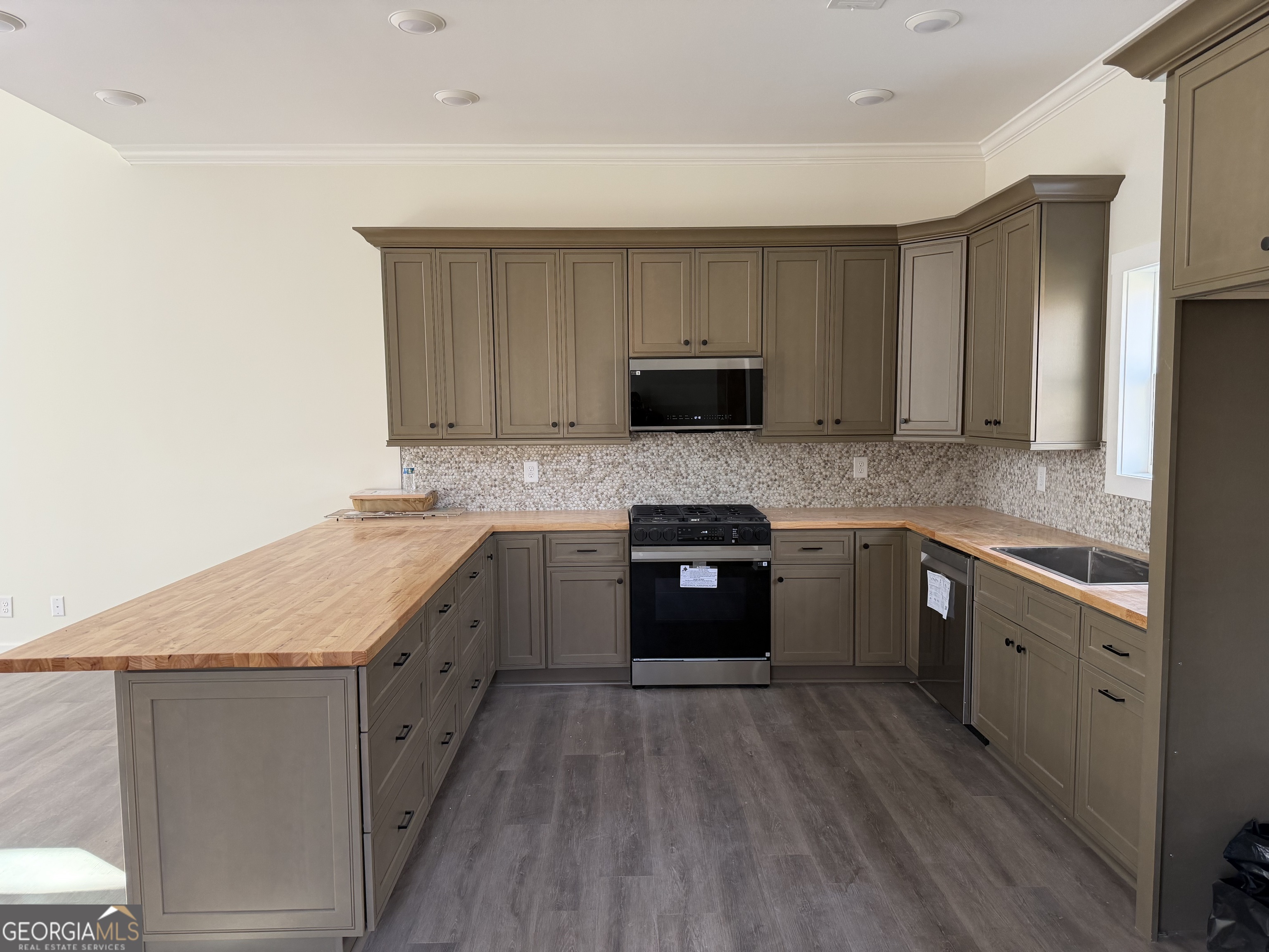 233 Bellamy Road Athens, GA 30607 - Photo 6 of 17