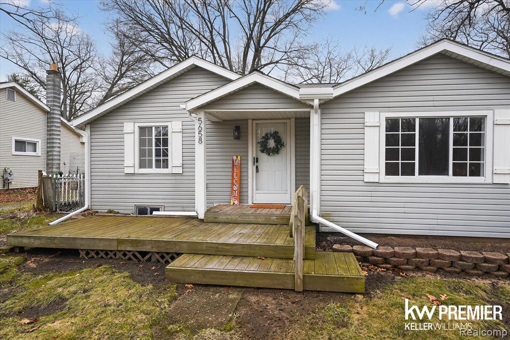 5658 Crescent Road Waterford, MI 48327 - Photo 40 of 40 Gallery Image 40