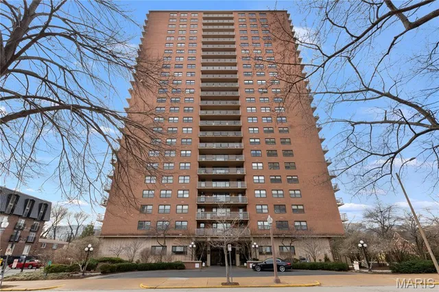 $225,000 | 4466 West Pine Boulevard, Unit 2G, St. Louis, MO 63108