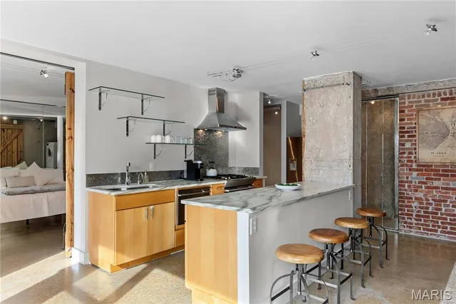 $225,000 | 4466 West Pine Boulevard, Unit 2G, St. Louis, MO 63108