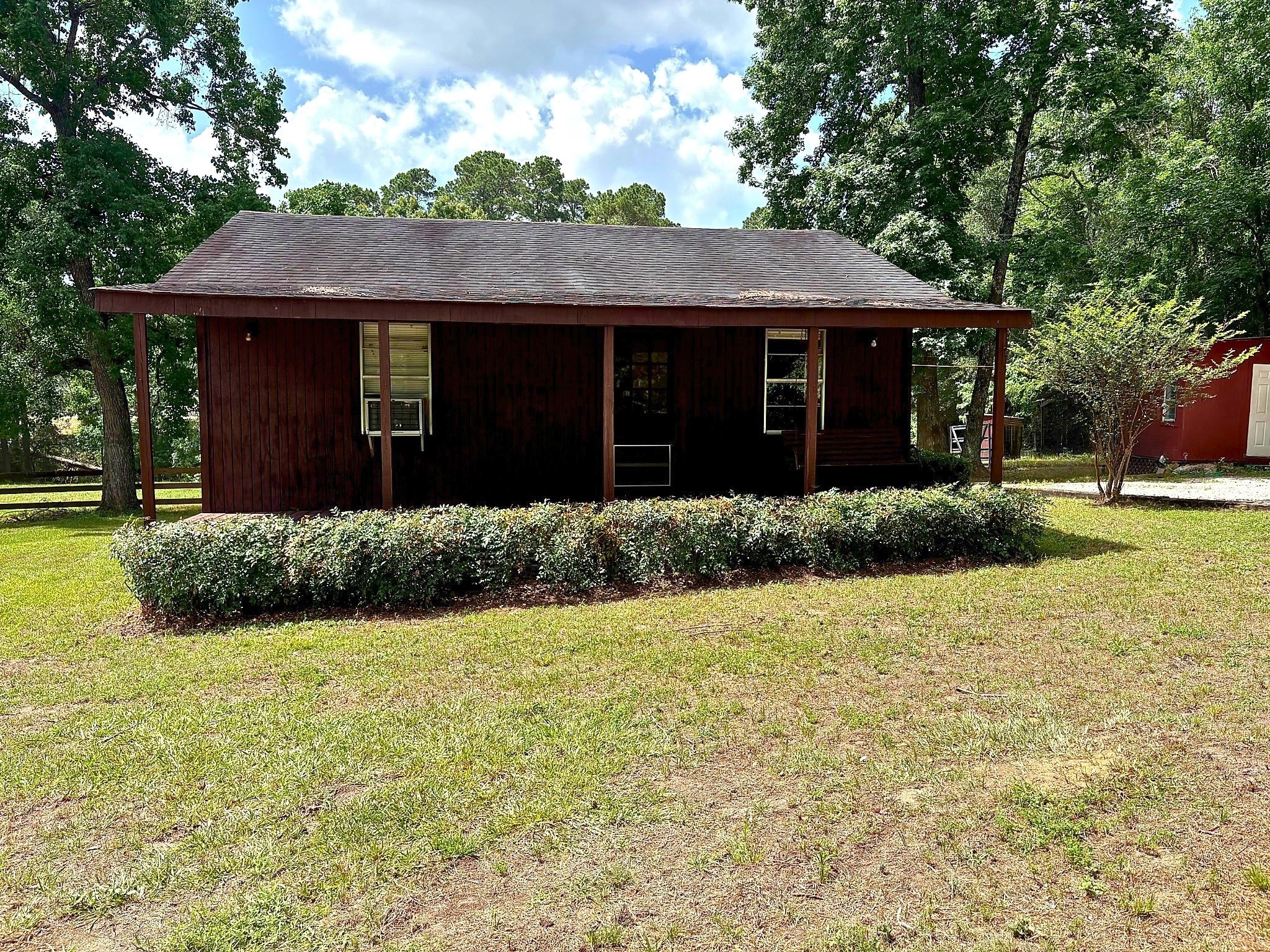 5801 Sapp Road Conroe, TX 77304 - Photo 1 of 35 1Bedroom/1Bath Cottage