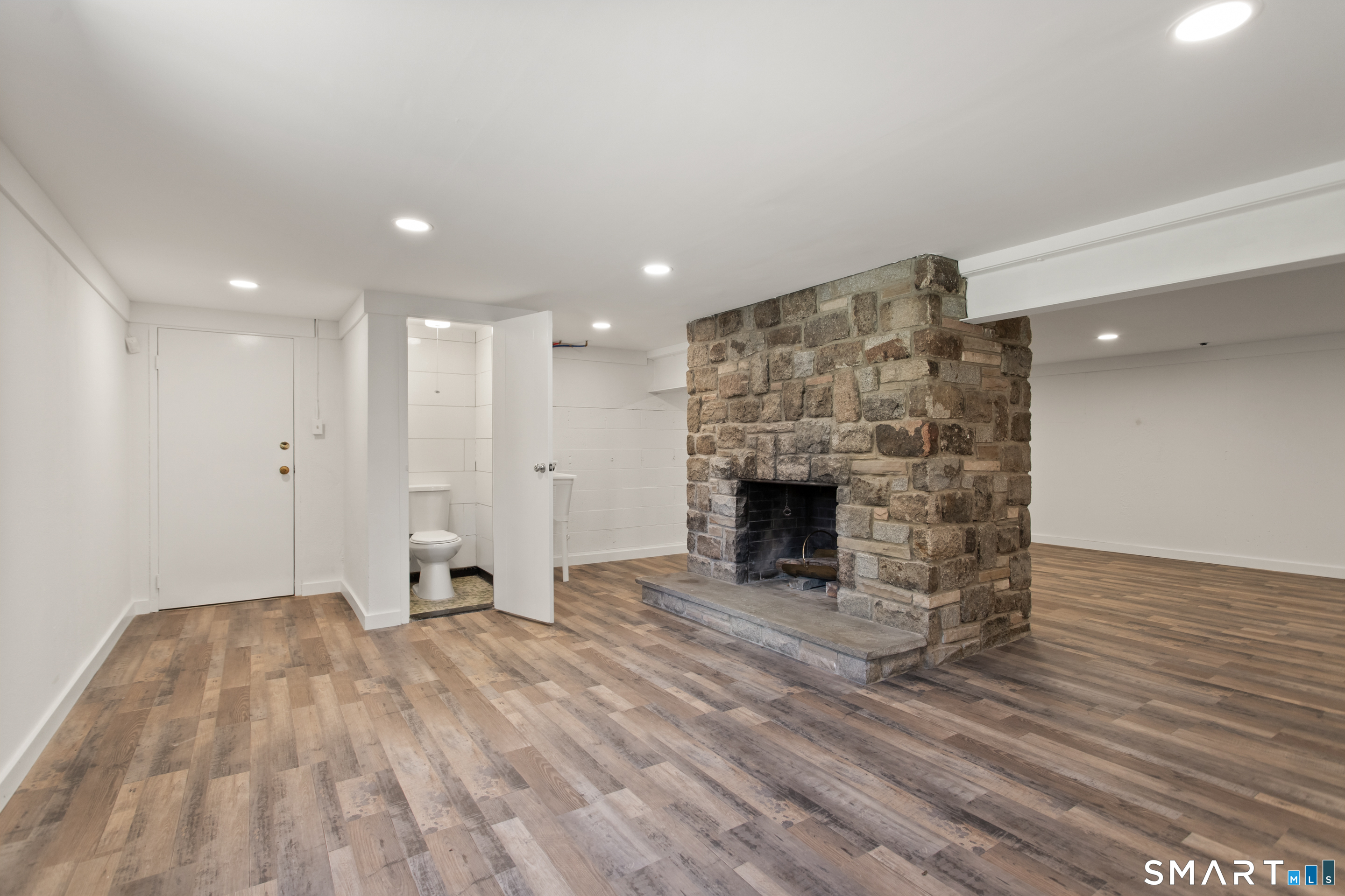 45 Frenchtown Road Trumbull, CT 06611 - Photo 26 of 40