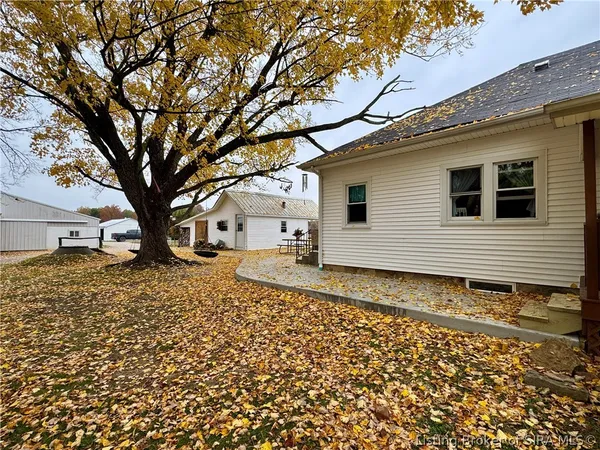 $349,900 | 2448 North Leval Ratt Road, Salem, IN 47167