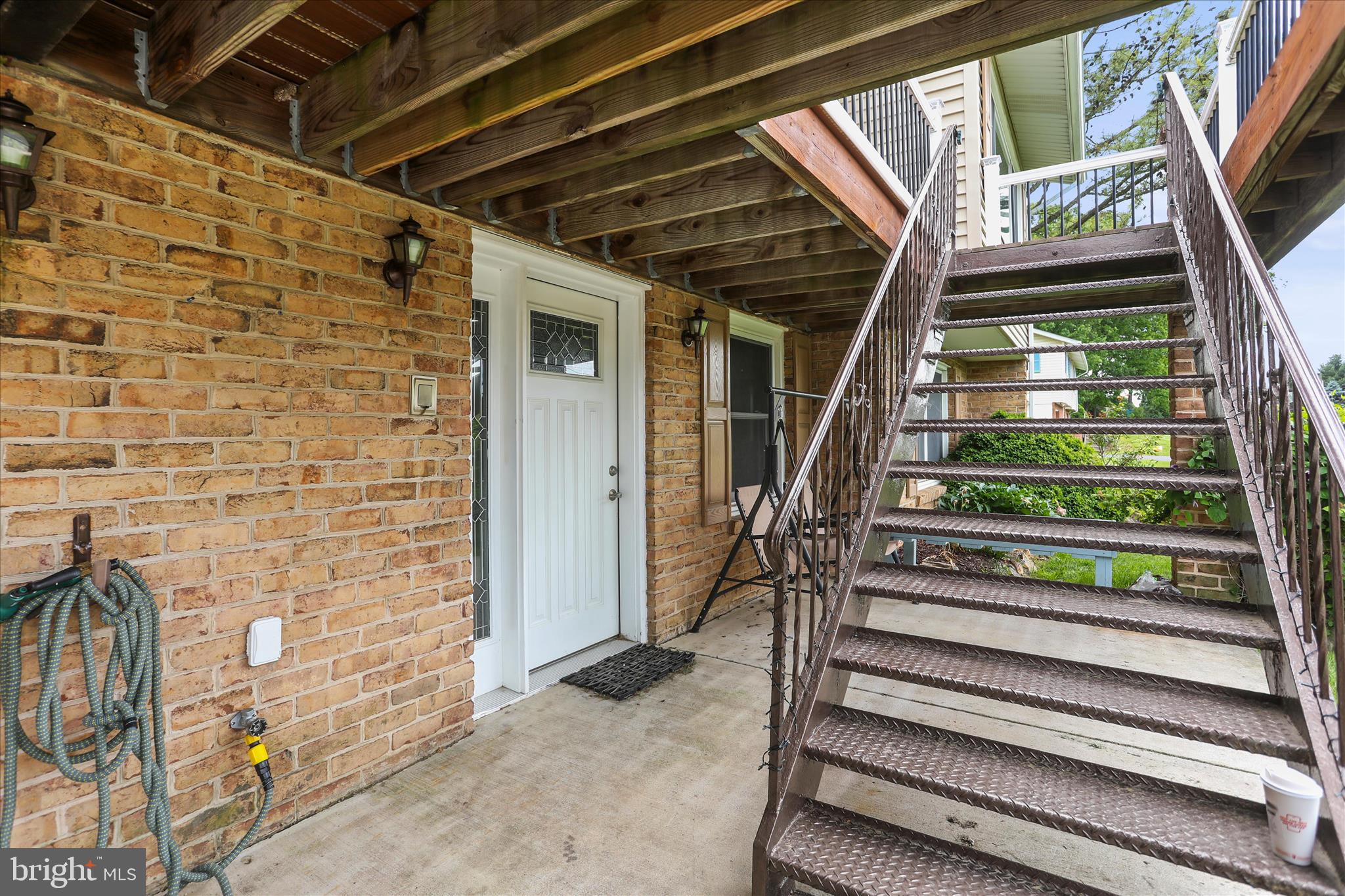 88 Sunset Drive Hanover, PA 17331 - Photo 6 of 51 a view of entryway