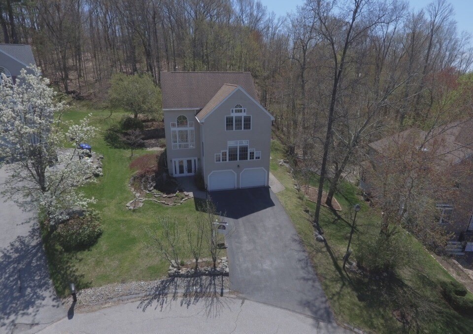 7 Tree Top Way Methuen, MA 01844 - Photo 2 of 35