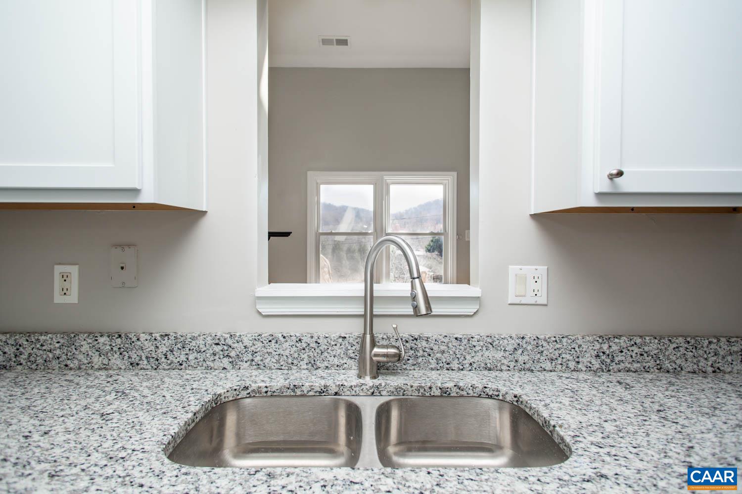 935 Rives Street Charlottesville, VA 22902 - Photo 5 of 18 Kitchen