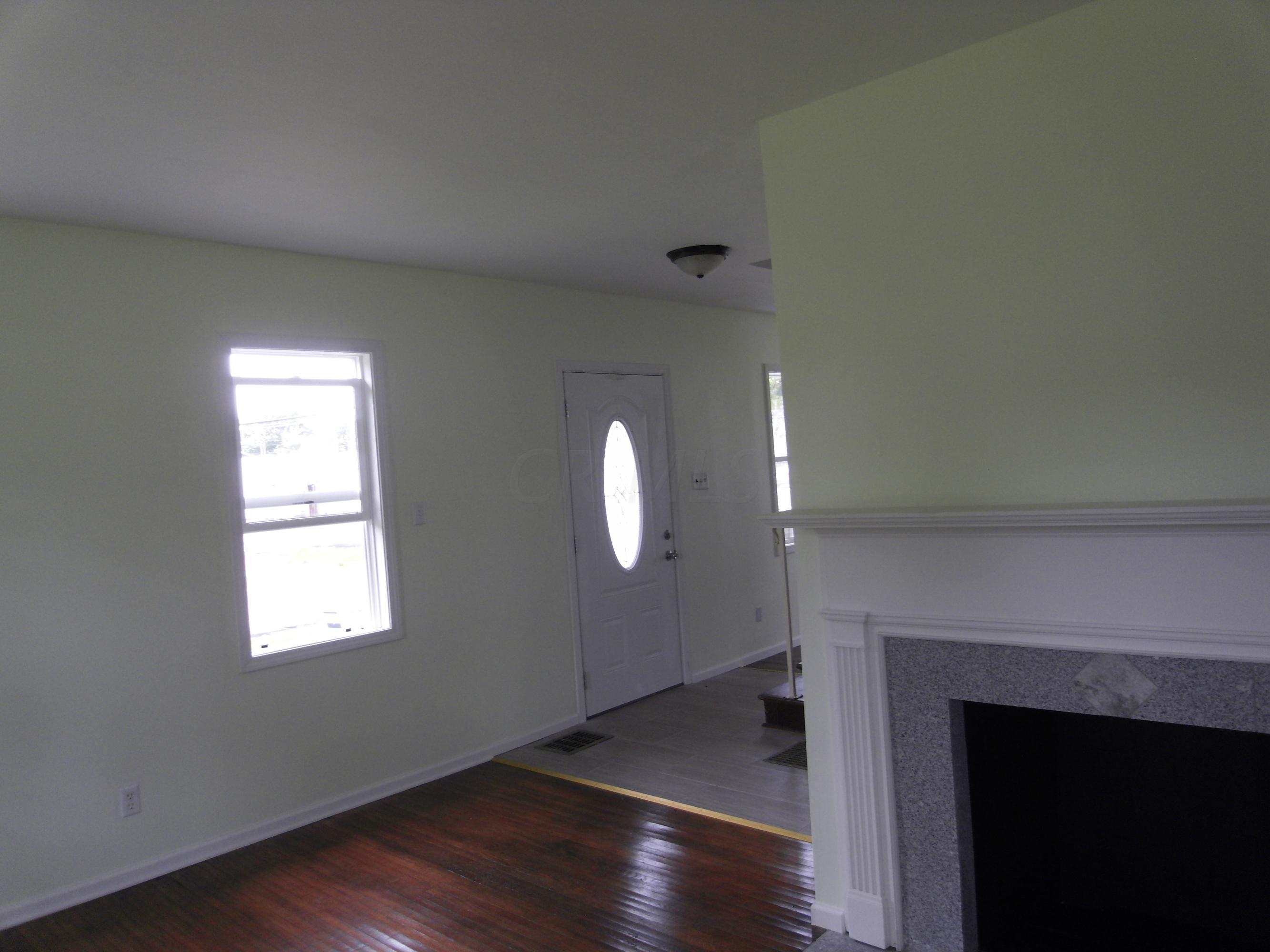 2524 Clybourne Road Columbus, OH 43231 - Photo 20 of 27